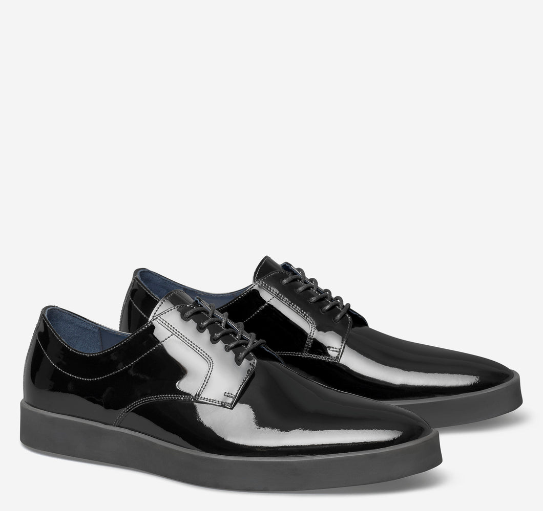 Johnston & Murphy Bolivar Plain Toe Sneaker (Black Italian Patent Le